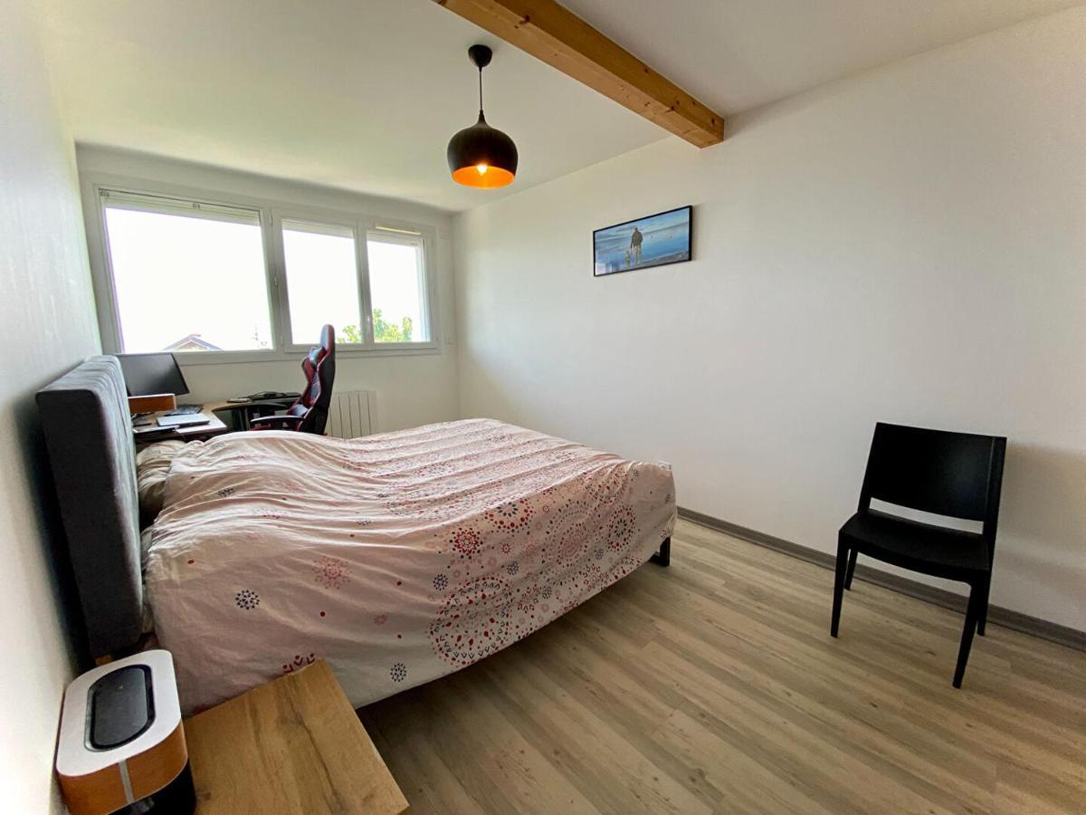 Maison Familiale Vue Lac Avec Jardin - A 10Mn Du Lac Et Stations De Ski Διαμέρισμα Publier Εξωτερικό φωτογραφία